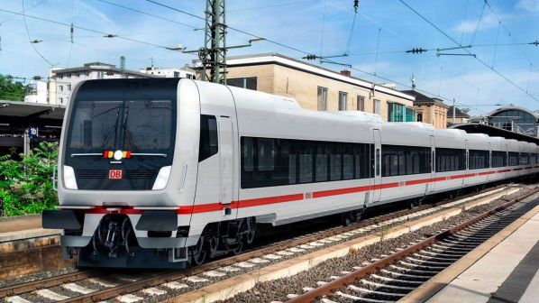 România cumpără trenuri: 20 rame electrice și 16 locomotive noi