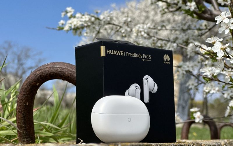 Huawei FreeBuds Pro 5: Testăm căștile care te scot din gălăgia din București