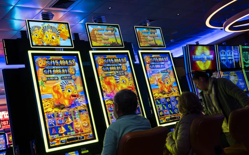 Municipiul Pitești se pregătește să interzică sălile de jocuri de noroc în anumite zone ale orașului