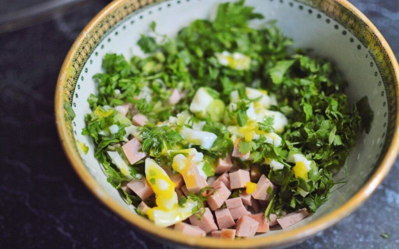 Nutriționiștii dezvăluie: Alimentele „sănătoase” care îți sabotează silueta!