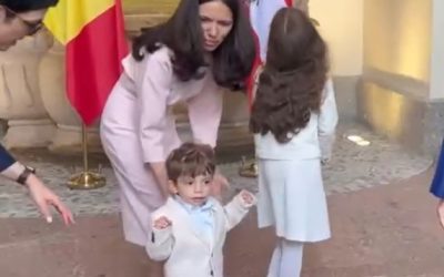 Nicuşor Dan: Fiica vrea să fie „personajul negativ”, nu zâna bună!