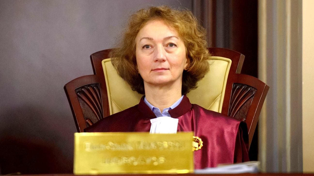 Simina Tănăsescu: Judecătorii CCR ai PSD, ieșire strategică la votul pensiilor