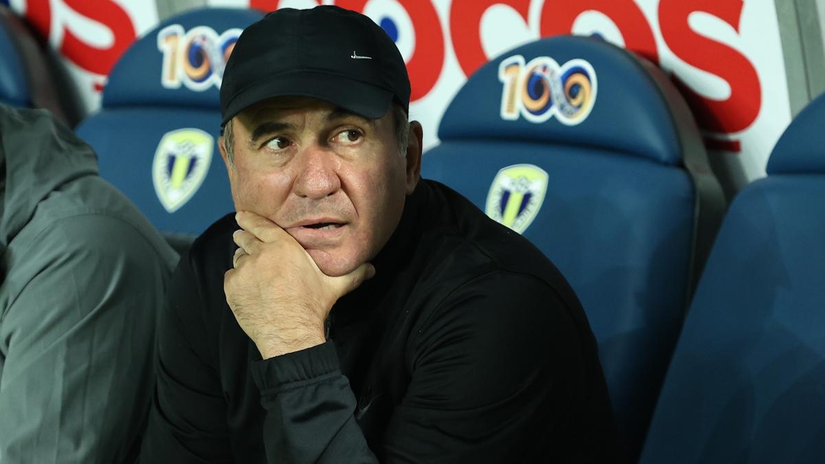 Hagi, eroul așteptat: Jumătate dintre români pariază pe EURO 2028