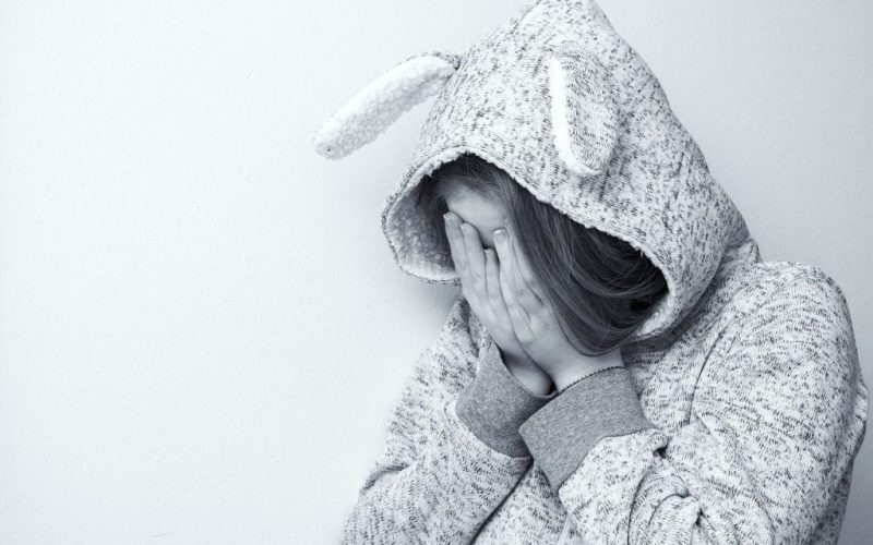 Atacuri de panică: De la patologie mintală la furtuna vegetativă post-epuizare