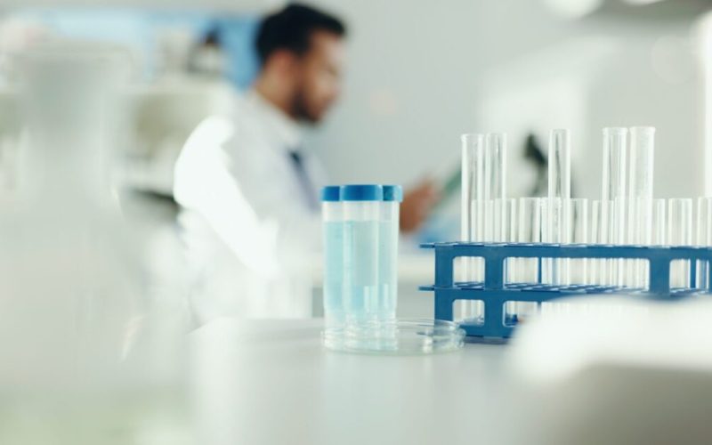 De ce un studiu clinic merită: Beneficii, riscuri, ce trebuie să știi