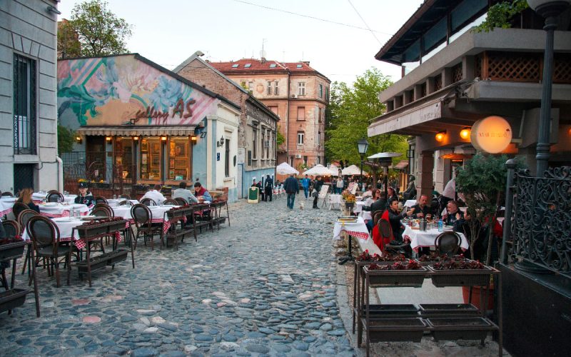 Bar de legendă pe ruta Balcanică: Patronul vinde cu o singură rugăminte