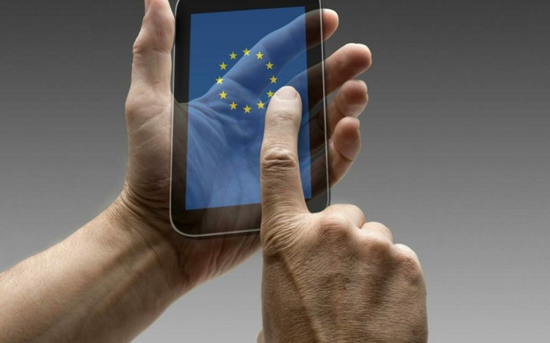 Roaming GRATUIT în UE: Ce trebuie să știi când călătorești în Europa