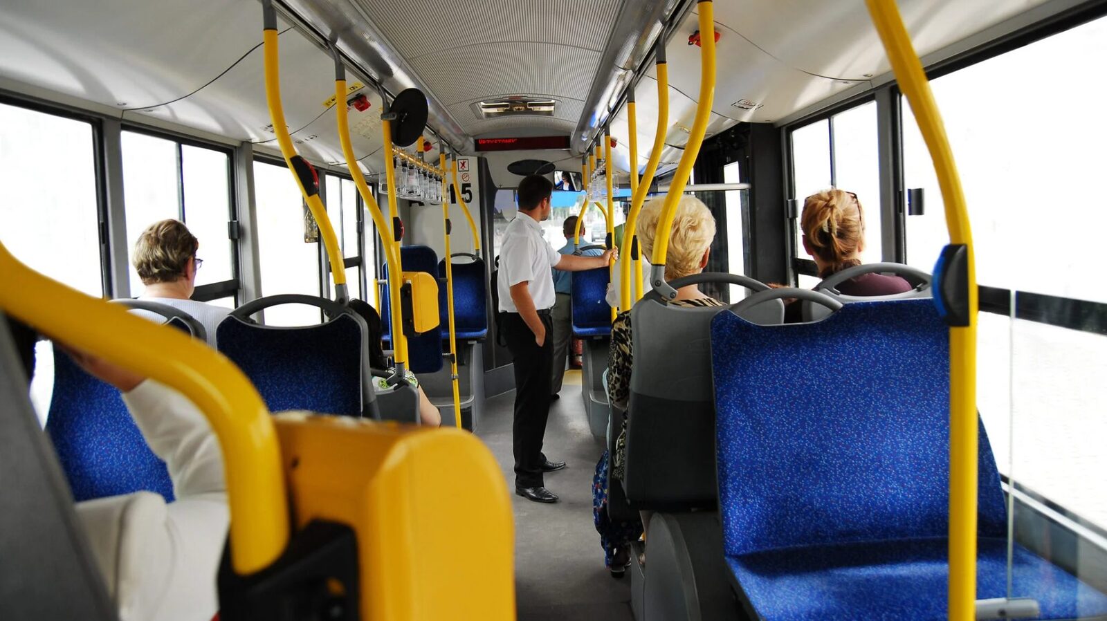 Cât ne va costa transportul public în 2026? București, departe de Europa