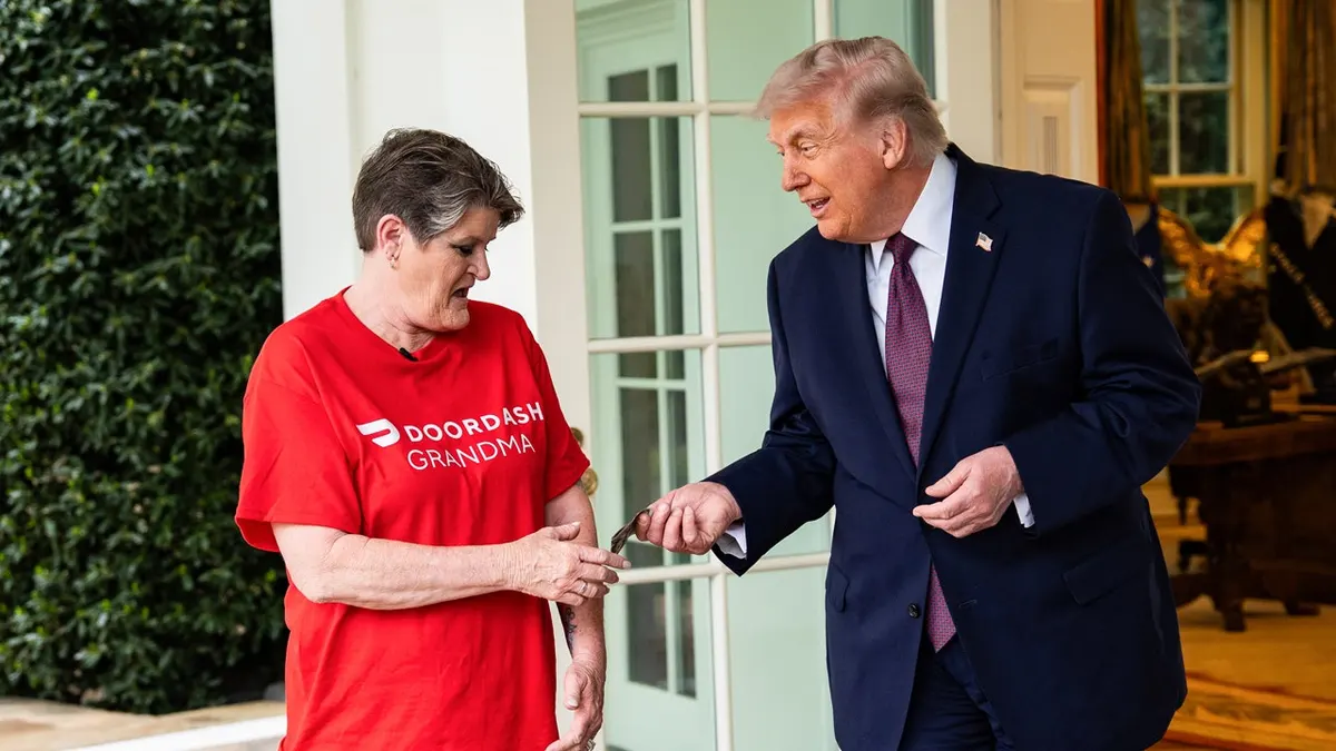 Donald Trump: De la Mc Donalds la amenințări și un selfie controversat