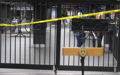 Bărbat, împușcat mortal de polițiști la METROUL din New York, după atac sângeros