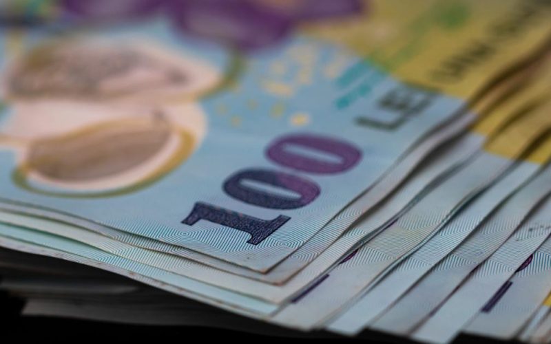 FMI: Creștere economică în România, redusă drastic. Inflație și șomaj, în creștere