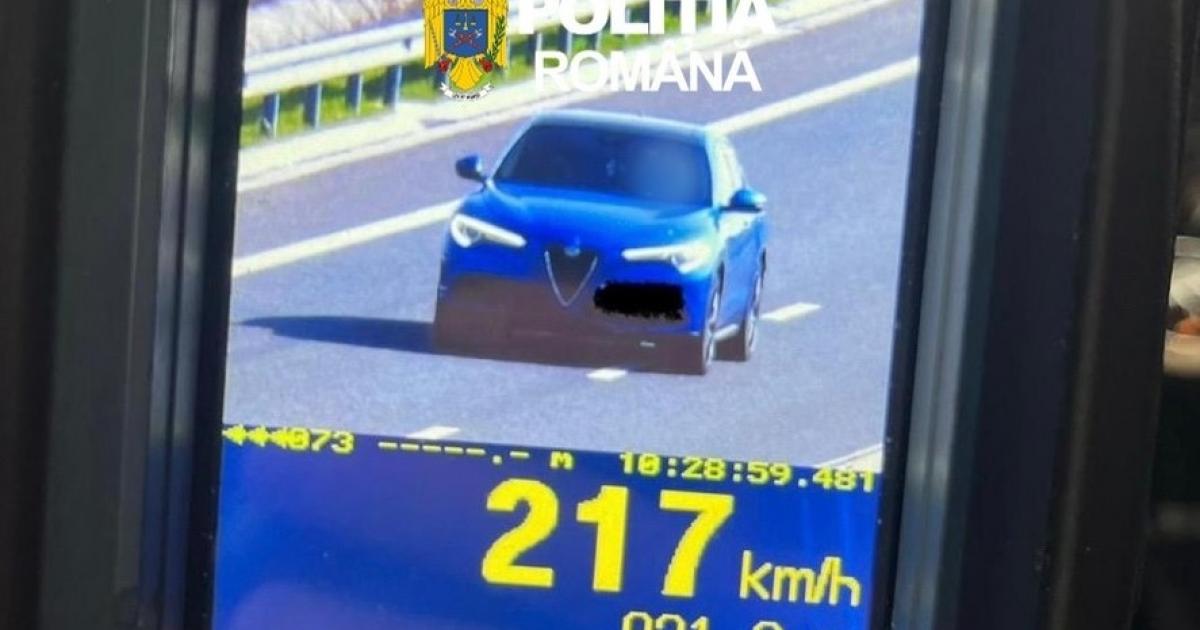 Tânăr din Godeni, prins cu 217 km/h în Olt: Ce surpriză i-au pregătit polițiștii