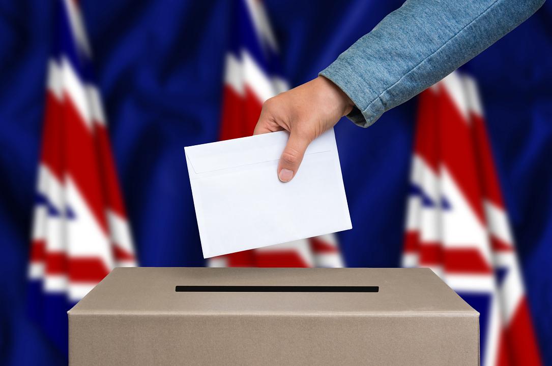 Șaizeci de români candidează la Londra, mulți pe lista Reform UK