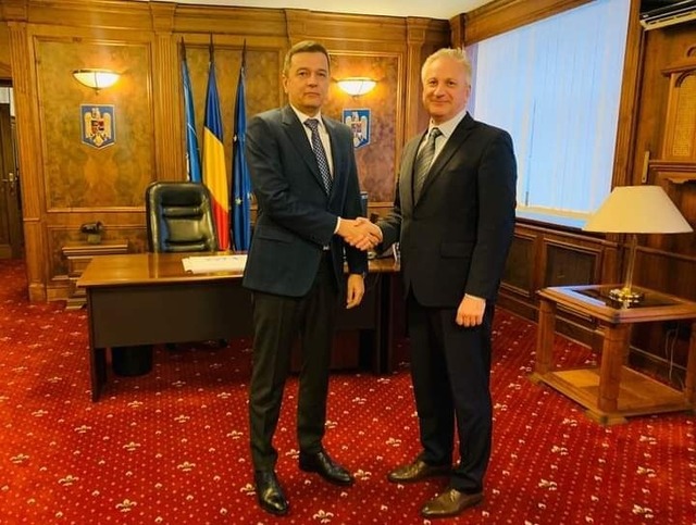 Fost consilier, apel dramatic către Grindeanu: Nu blocați România