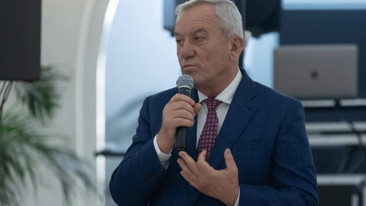 Grindeanu, premier? Toma: „Va distruge țara, partidul a și făcut-o!”