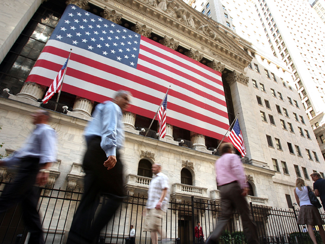 Investitorii cu dare de mână au încercat să retragă peste 20 de miliarde de dolari din fondurile de credit, generând îngrijorări serioase cu privire la stabilitatea acestei industrii financiare