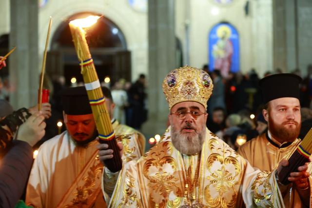 IPS Ciprian, mesaj cutremurător de Înviere: Pace și responsabilitate într-o lume învolburată