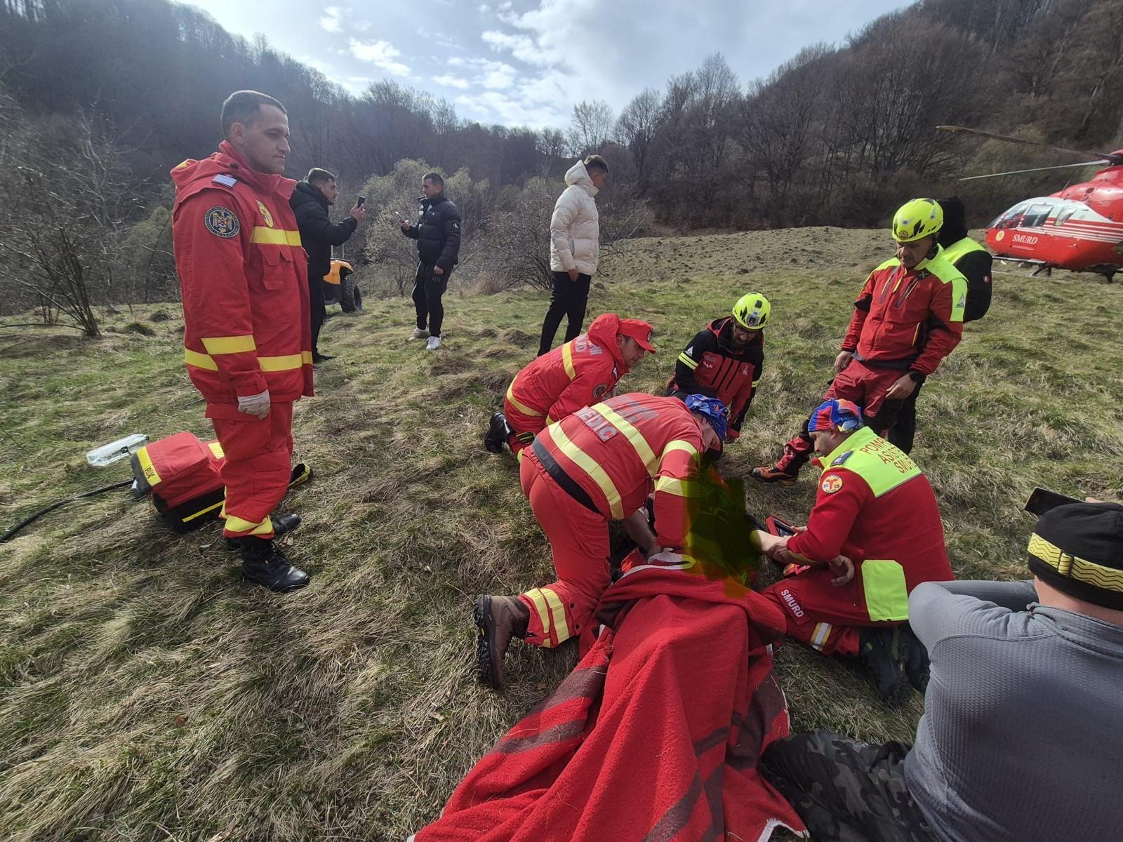 Accident GRAV la Petrila: ATV răsturnat pe Dealul Crucii, elicopter SMURD