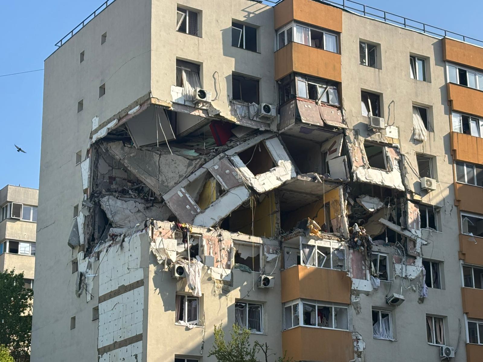 Șase luni de la Rahova: Drama sinistraților. „Cu hainele de pe mine am rămas”