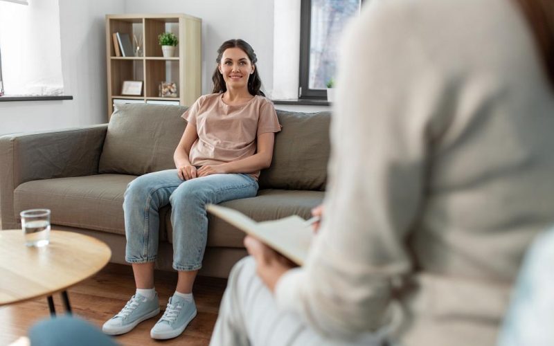 Lege adoptată: Consiliere psihologică gratuită pentru părinții copiilor cu autism și sindrom Down Un proiect de lege crucial pentru familiile din România a fost adoptat recent, oferind o rază de speranță părinților și tutorilor copiilor diagnosticați cu tulburări de spectru autist (TSA) sau sindrom Down