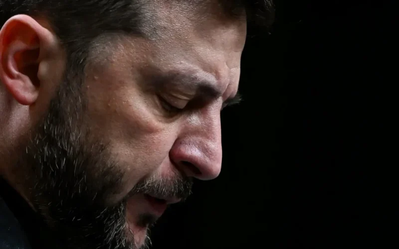 Zelenski furios pe Trump: Ridicarea sancțiunilor ajută Rusia să finanțeze războiul