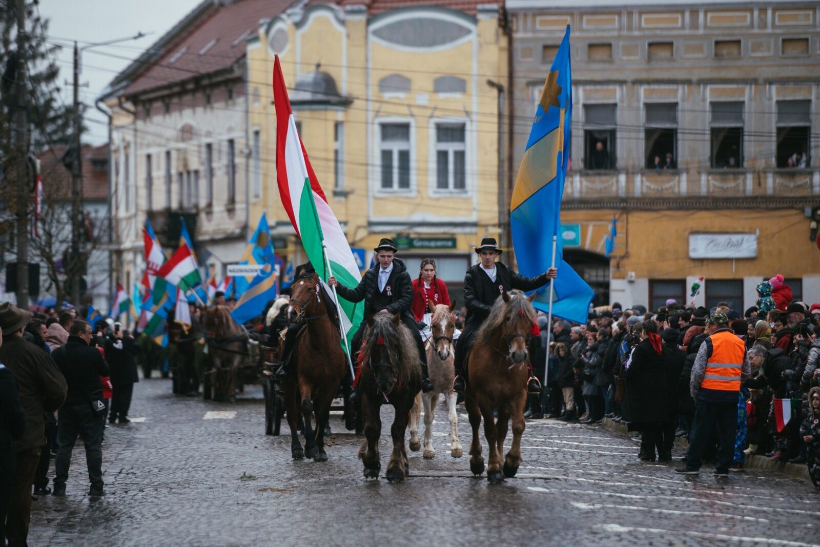 MaghiarI din România, cheia alegerilor din Ungaria? Cum influențează votul din 12 aprilie