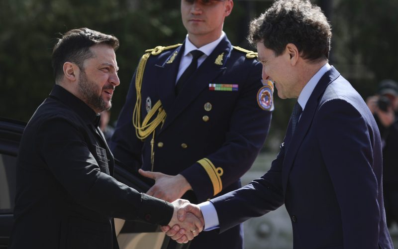 Președintele Klaus Iohannis și Volodimir Zelenski, acord pentru drone