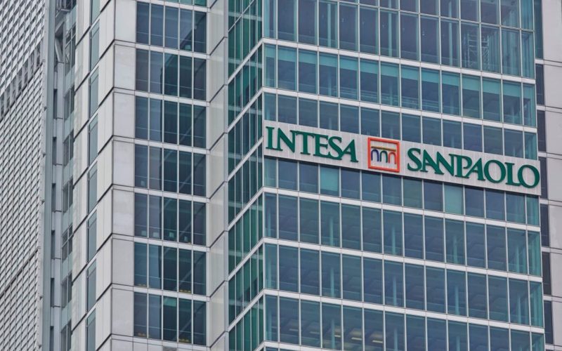 Intesa Sanpaolo: Profit de 2,8 miliarde euro în trimestrul I 2026