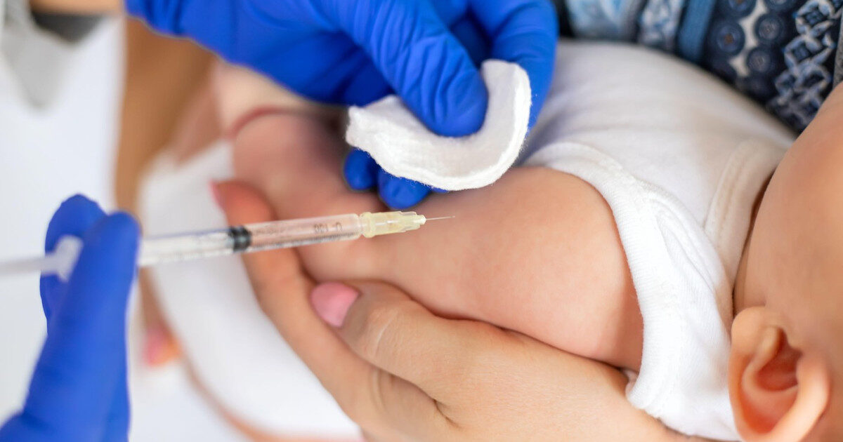 Peste 19.000 de copii din România, nevaccinați împotriva rujeolei