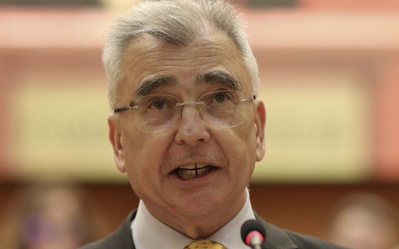 Peiu ATACĂ: Bolojan, acuzat că favorizează importatorii, nu producătorii români