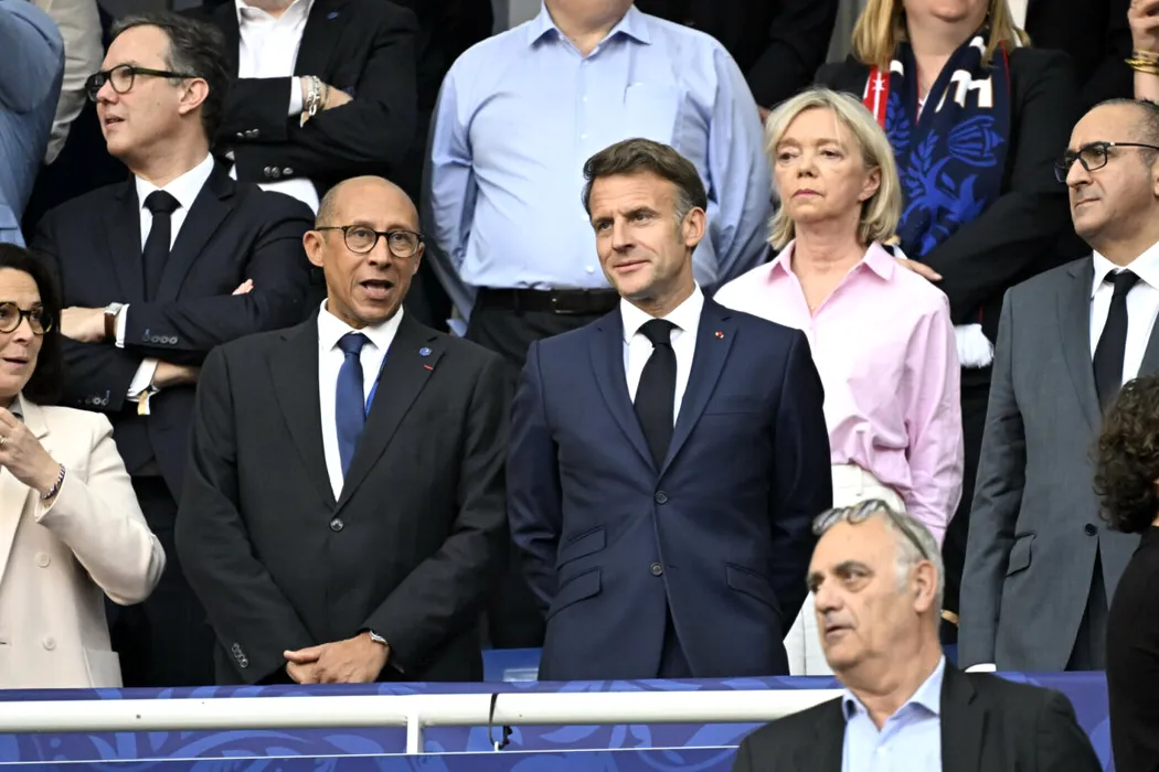 Macron, huiduit la finala Cupei Franței: Lens – Nice, atmosferă incendiară pe Stade de France