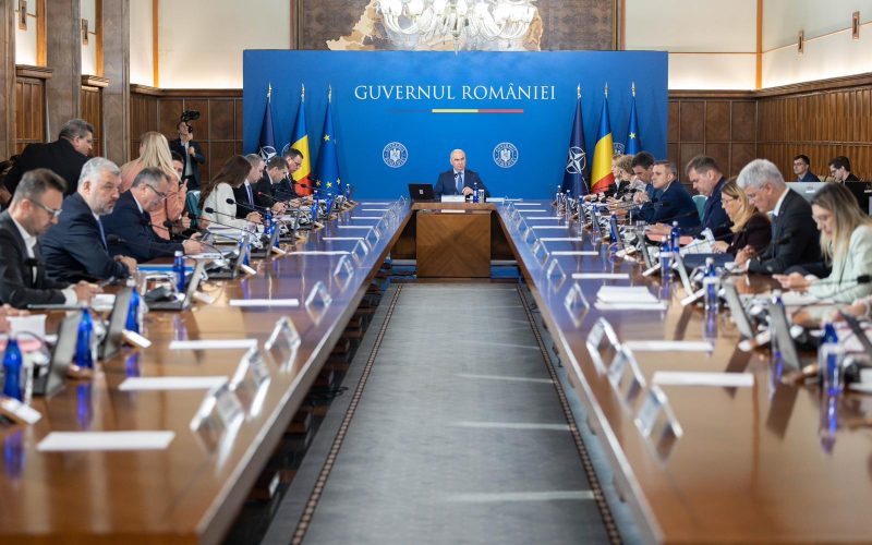Ședință de Guvern URGENTĂ marți dimineața, înaintea votului pe moțiune