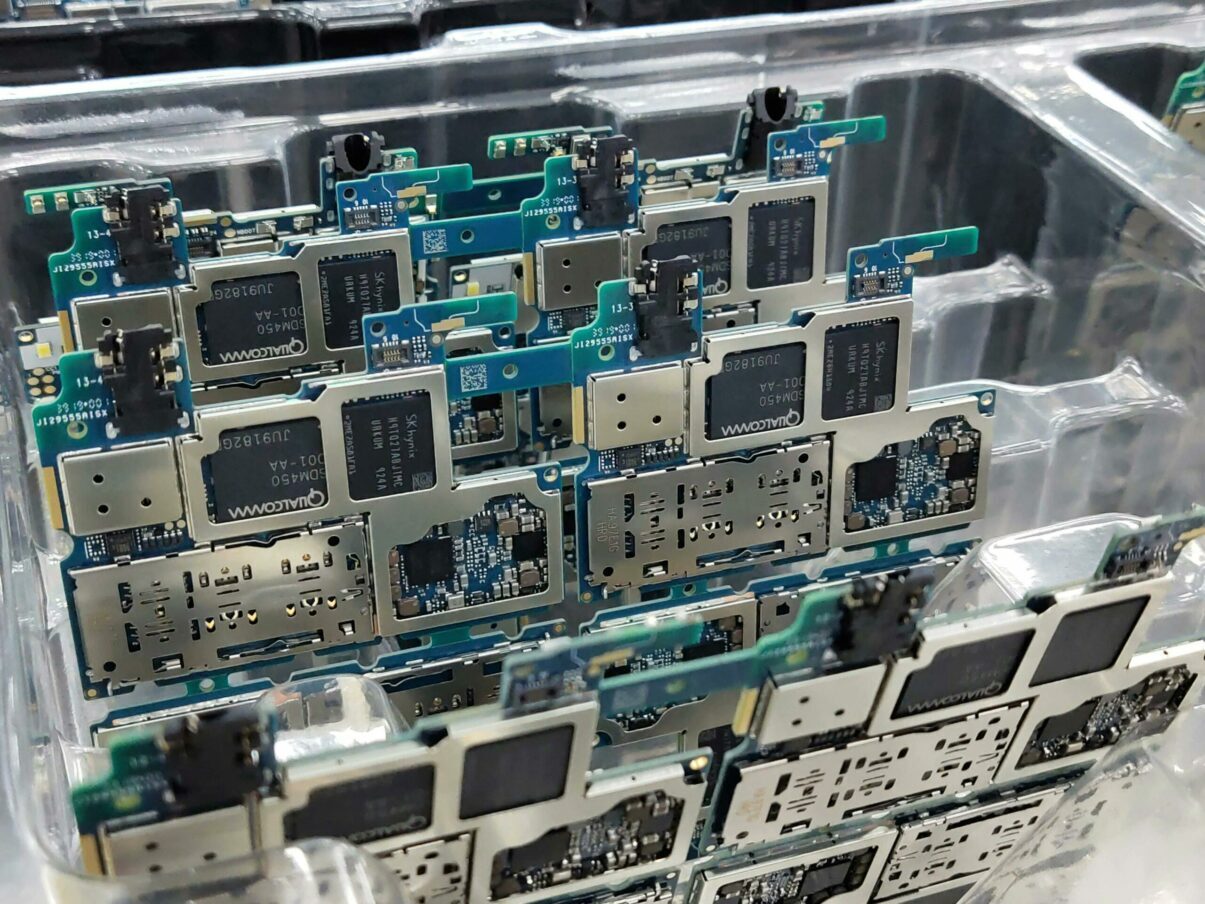 Apple și Nvidia, pași greșiți în China. Huawei pregătește lovitura?