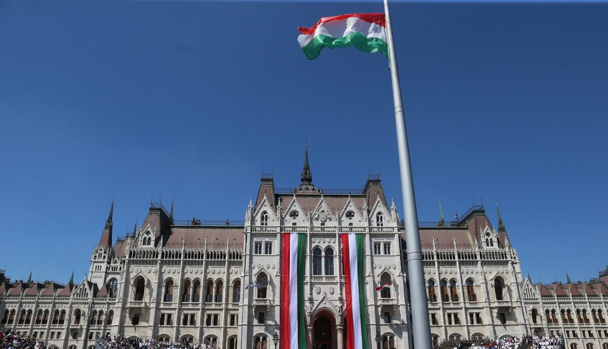 Orban, prins în capcana propriei legi: Mandat limitat la 8 ani