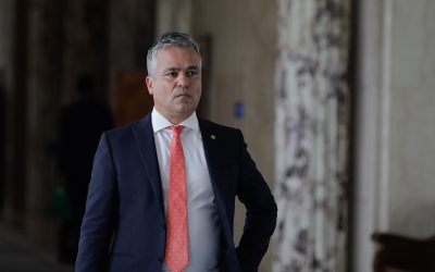 Guvernul Veștea, ședințe pe viață și pe moarte