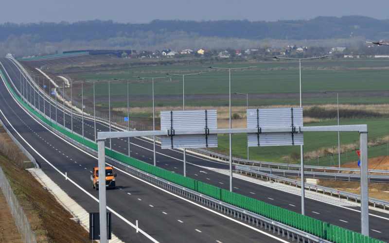 CNAIR schimbă regulile pentru drumurile expres: benzi de urgență și standarde noi pentru mai multă siguranță rutieră