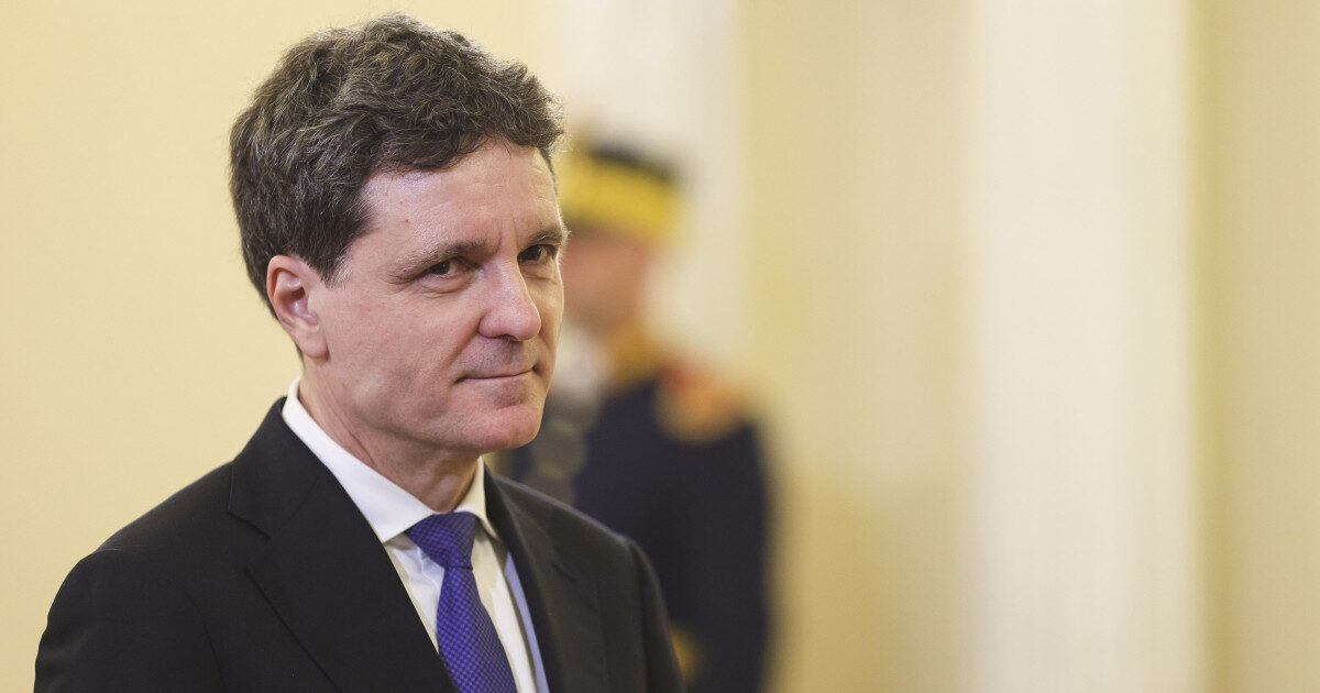 Peiu: Nicușor Dan – Carol al II-lea? Suspendarea, la un pas