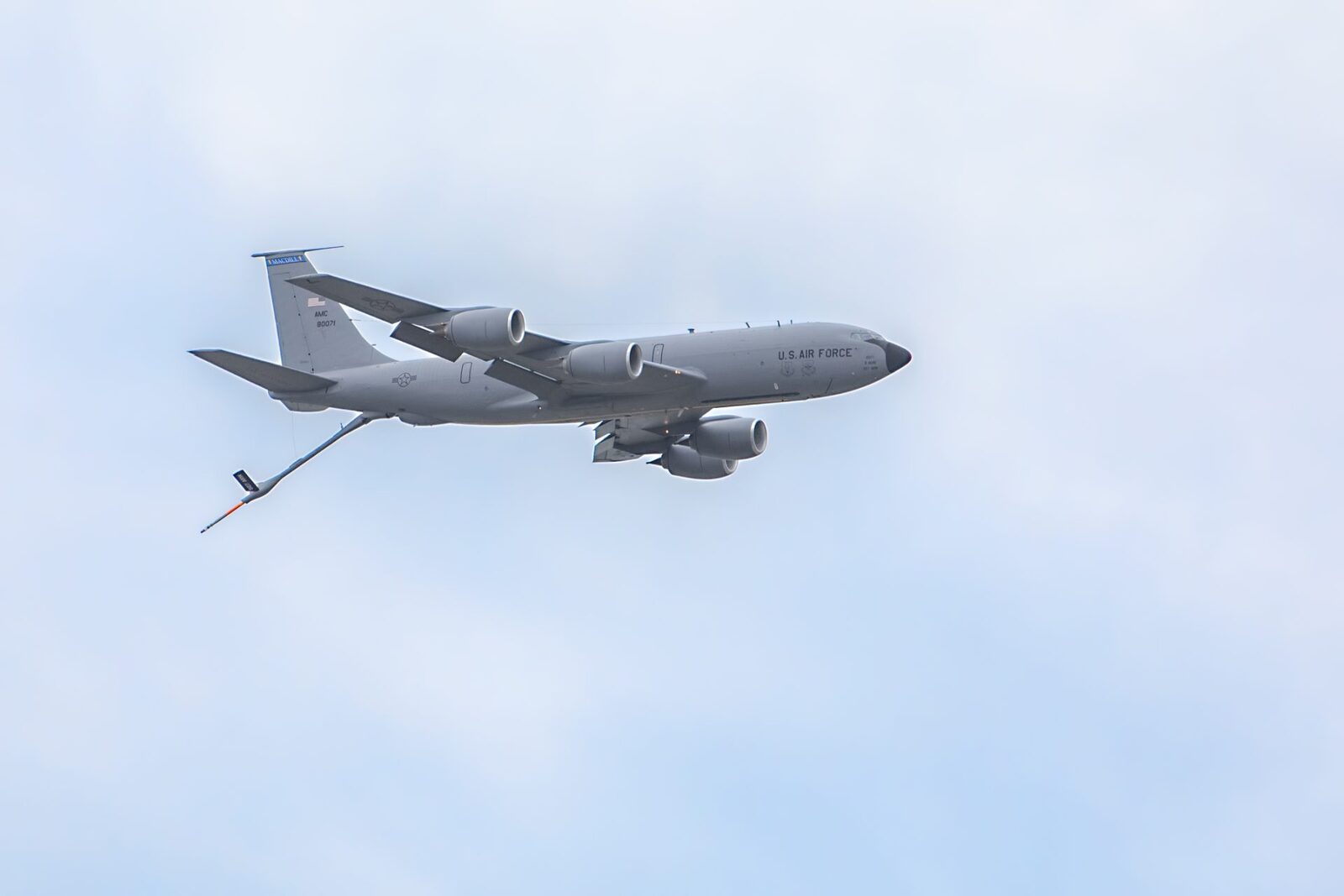 Bulgaria dă undă verde avioanelor-cisternă USA la Bezmer