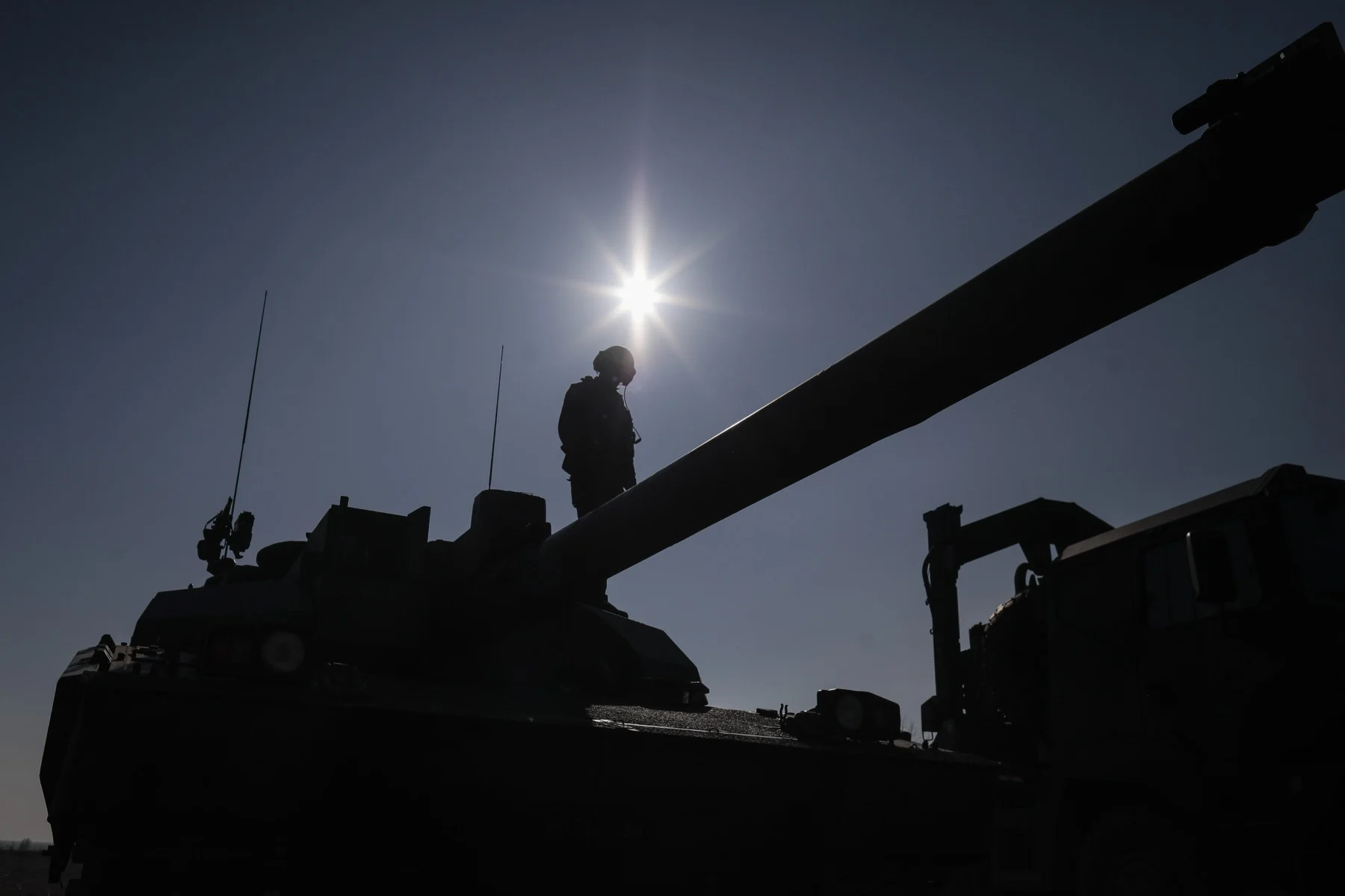 Ucraina schimbă NATO: Tehnologie militară și apărare redefinită