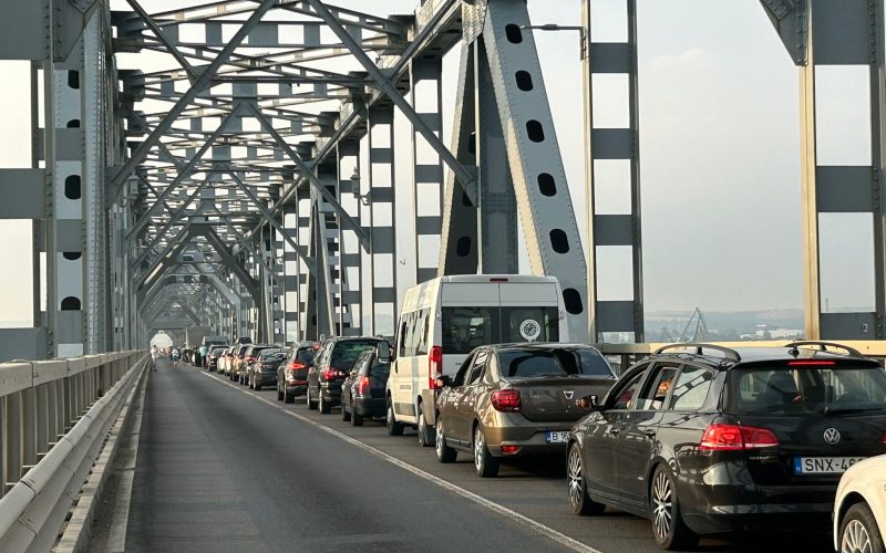 Podul Giurgiu-Ruse, blocat miercuri și joi. Restricții de trafic