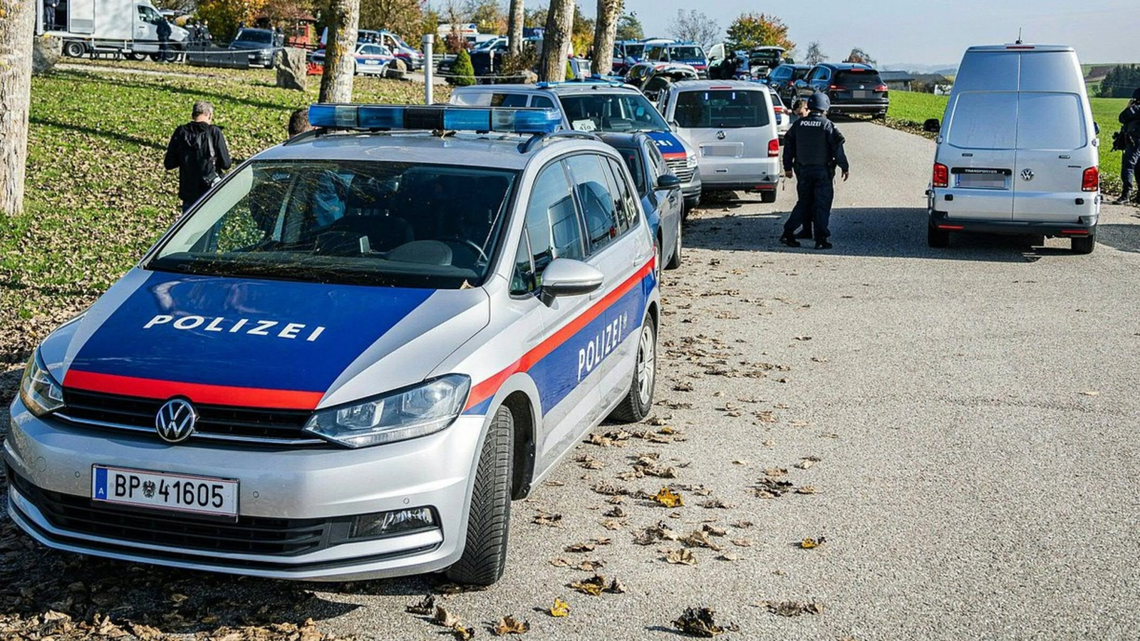 Români arestați în Austria, suspectați de furturi în serie
