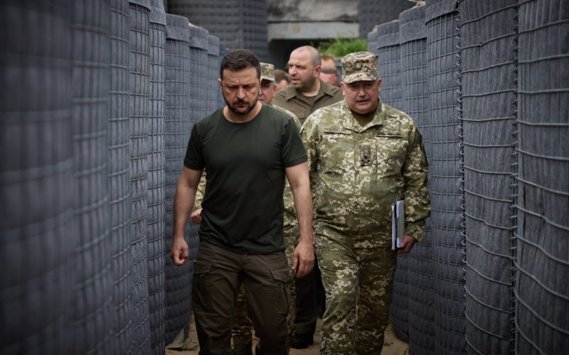Ucraina primește mai mult ajutor militar, dar ritmul va încetini