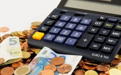 Euro trece de 5,25 lei pe piața valutară