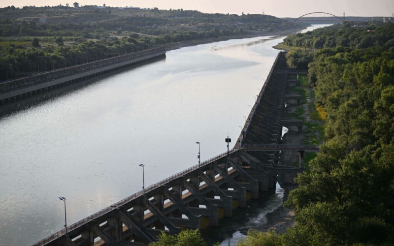 Cernavodă: Dunărea salvează Unitatea 2. Buzoianu: Apa a crescut