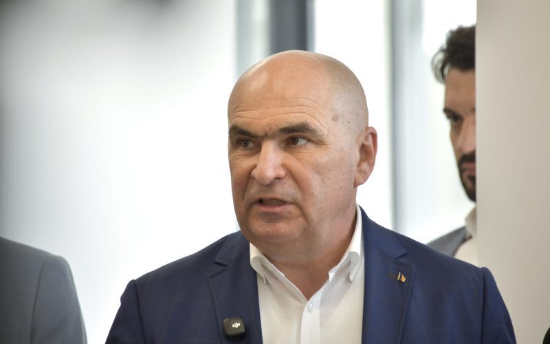 Bolojan, acuzator: Legea salarizării, șanse mici. PSD, ținut în șah