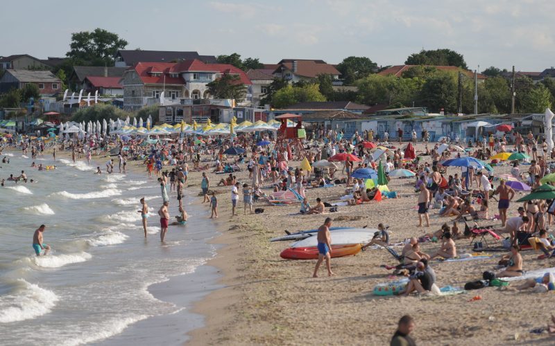 Alertă meteo de tip nowcasting pentru litoral în următoarele ore