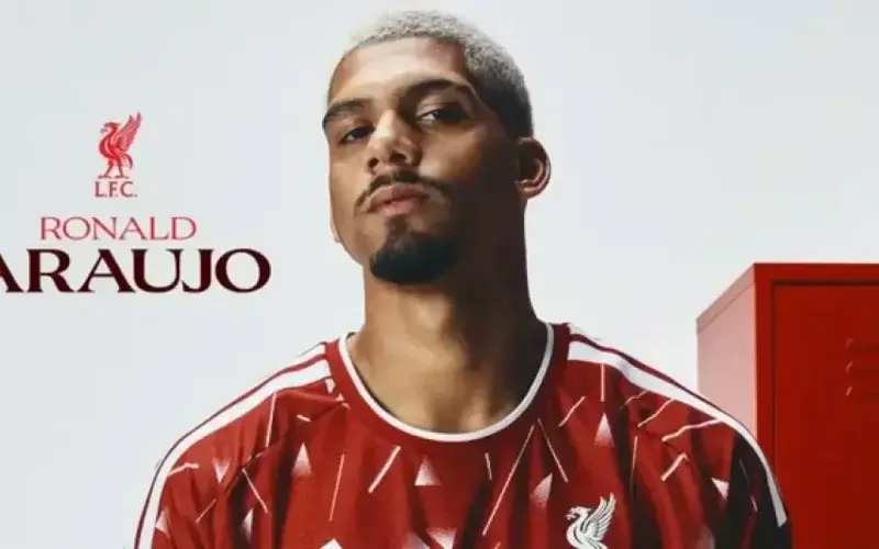 Ronald Araujo, cedido al Liverpool