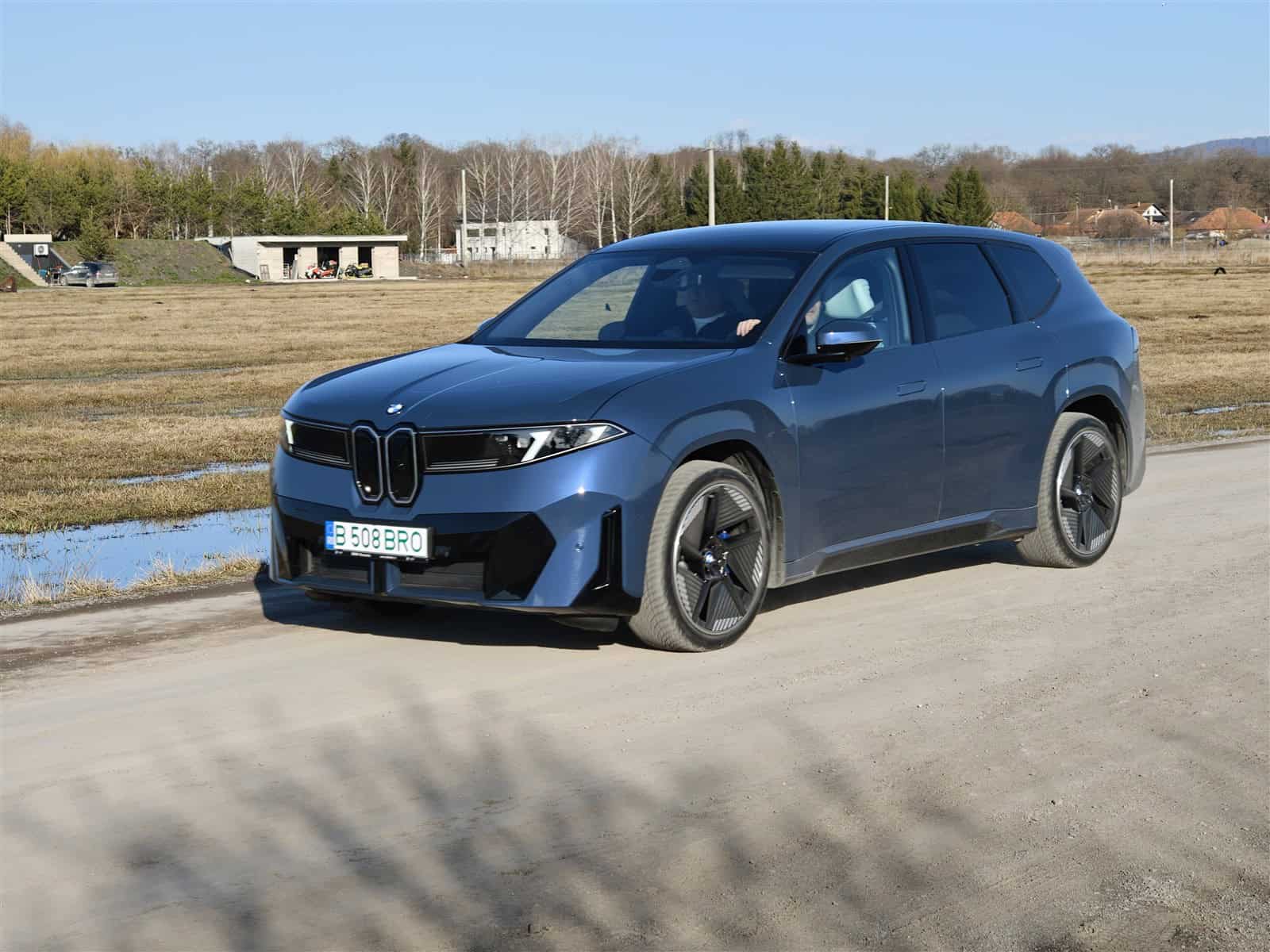 BMW, pericol de ieșire din TOP 10 mărci auto noi din România