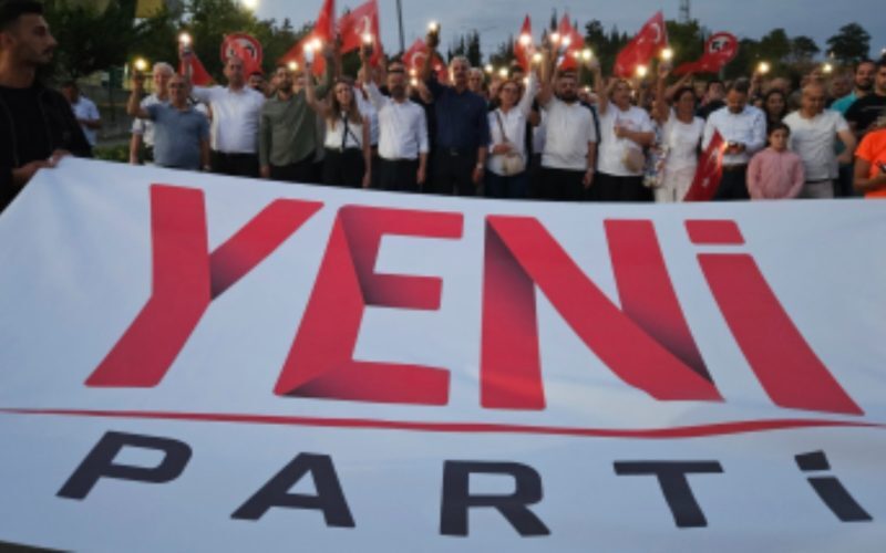 CHP'den bir istifa daha: YENİ Parti'ye geçeceğini duyurdu