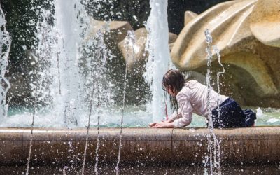 HARTĂ Alerte de vreme extremă. Meteorologii au prelungit Codul roșu de caniculă și anunță ploi și vijelii în mare parte a țării